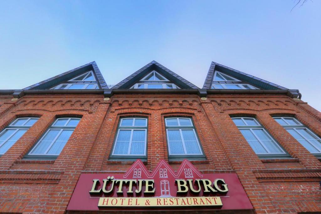 Hotel Lüttje Burg Lütjenburg Exterior foto